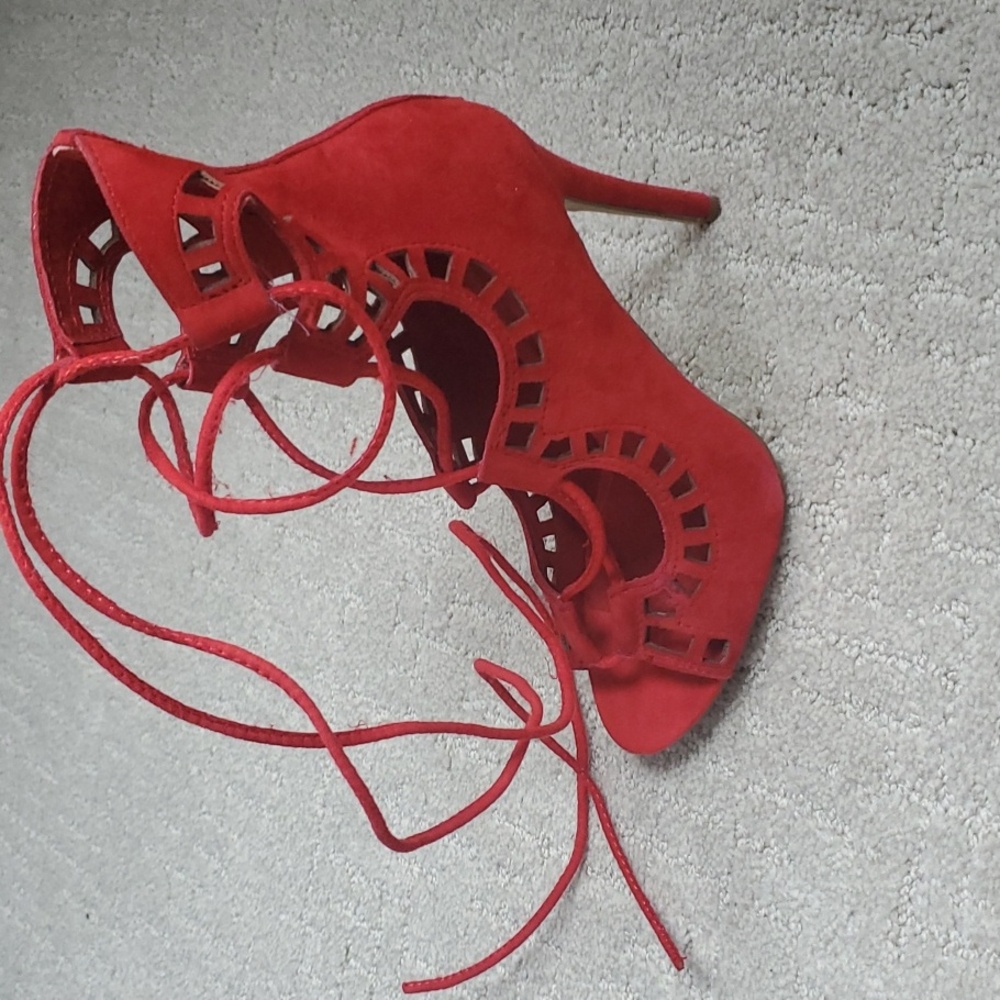 Modern Vice Sexy Lace Heel